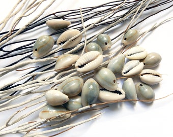 10 Perles Cauris coquillage naturel percé beige gris 16/22 mm