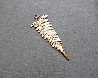 Fern leaf pendant gold 58 x 23 mm
