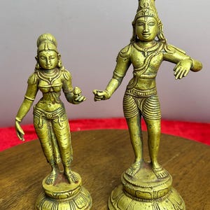 Rajagopala with Andal Devi- Prasiddh Idols Presents Museum Replicated Sri Rajagopala idol with Andal Devi