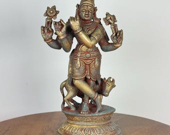 Chaturbhuja Venugopala Krishna - Prasiddh Idols presenta un ídolo replicado en museo hecho por Panchaloha