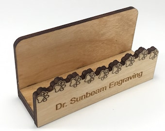 Veterinarian wooden desktop business card holder. Perfect veterinary student graduation gift! Show some love to the Vet that loves your pet!