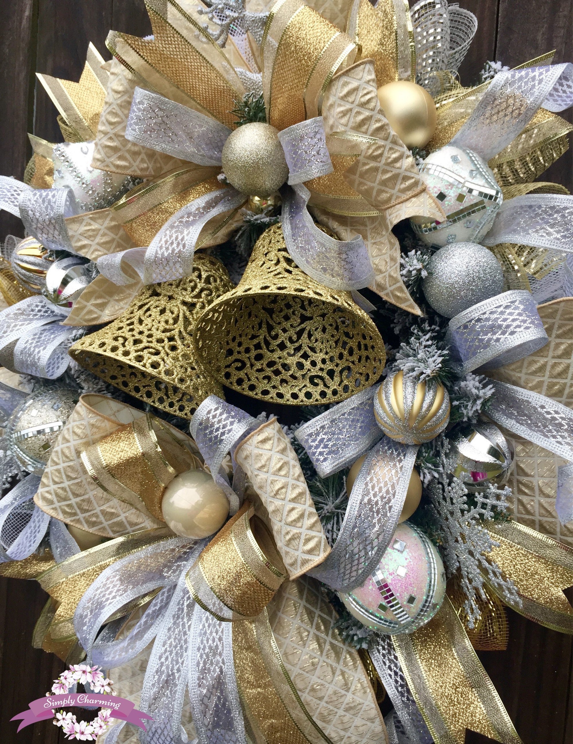 Elegant Christmas Wreath, Silver and Gold Christmas Wreath