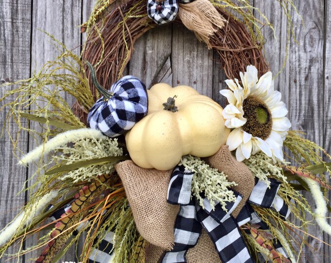 Fall Grapevine Wreath, Farmhouse Fall Wreath, Pumpkin Wreath