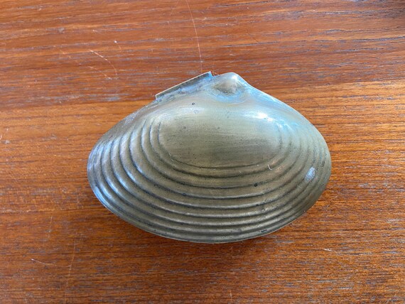 Vintage Large Solid Brass Clam Shell with Hinged … - image 7