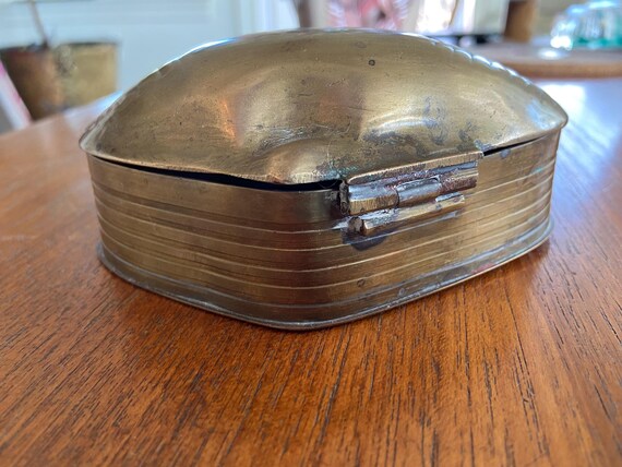 Vintage Large Solid Brass Clam Shell with Hinged … - image 6