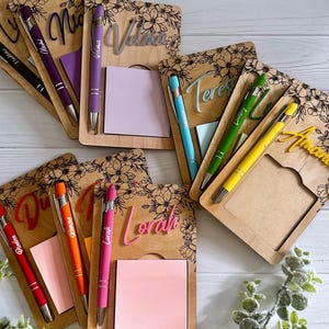 File digitale per laser: portablocco per post-it e set di penne a inchiostro: personalizzati e colorati!