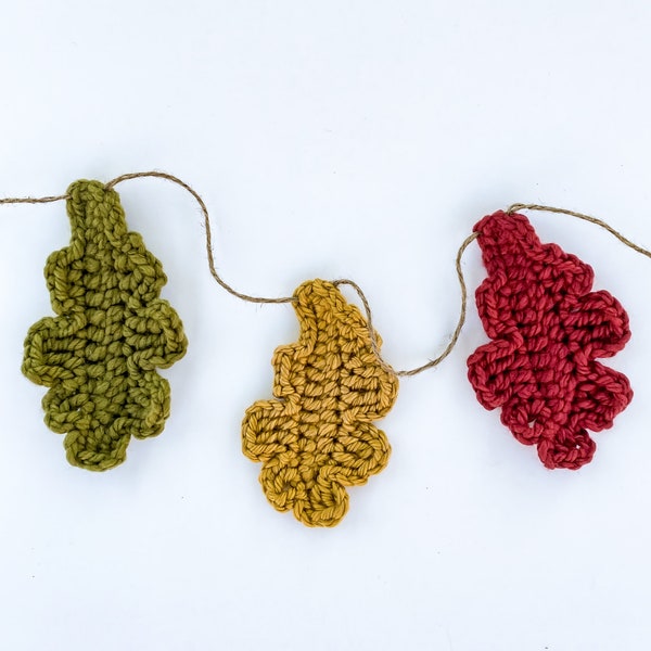 Leaves Garland/Fall Decoration/Leaf Decor/Crocheted leaves/Autumn Garland/Mantle Decor/Fall Banner