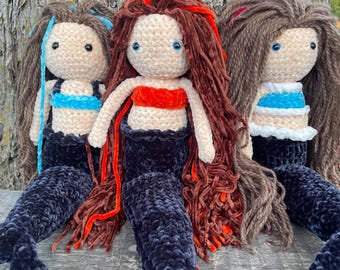 Muñeca sirena de crochet hecha a mano: Peluche suave de la amistad del océano, amigurumi de crochet