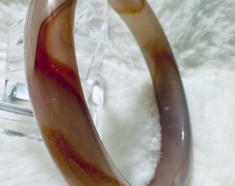 Caramel Agate Bangle Bracelet: Creamy White & Light Brown (60mm)