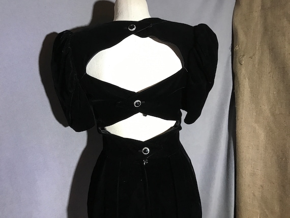 Vinatge 80s Victor Costa Black Velvet Dress