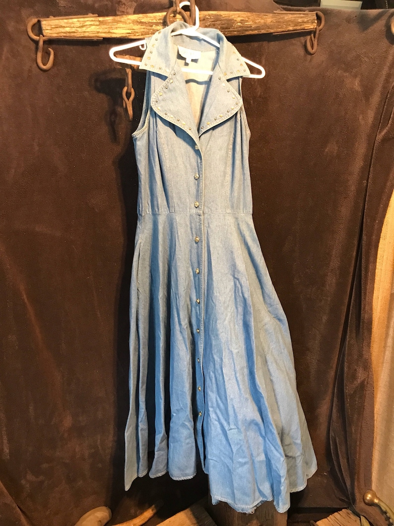 D. Frank size 8 sleeveless denim dress skirt hippie boho supercute D. Frank size 8 sleeveless denim dress skirt hippie boho supercute
