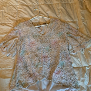 Lawrence Kazar New York size XL beaded blouse pastels and white
