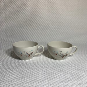 Set 2 Mid-Century Syracuse Finesse Carefree true china coffee or tea cup, made in USA by Syracuse.