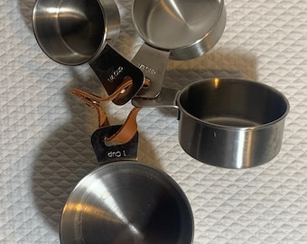 Vintage Hearth & Hand 4 Piece Measuring Cup Set in Stainless Steel detachable leather strap.
