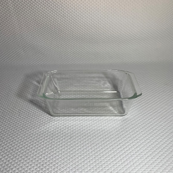 Vintage Pyrex 215 B clear glass loaf pan 9 x 5 x 3, Trade Mark Pyrex Made in USA.