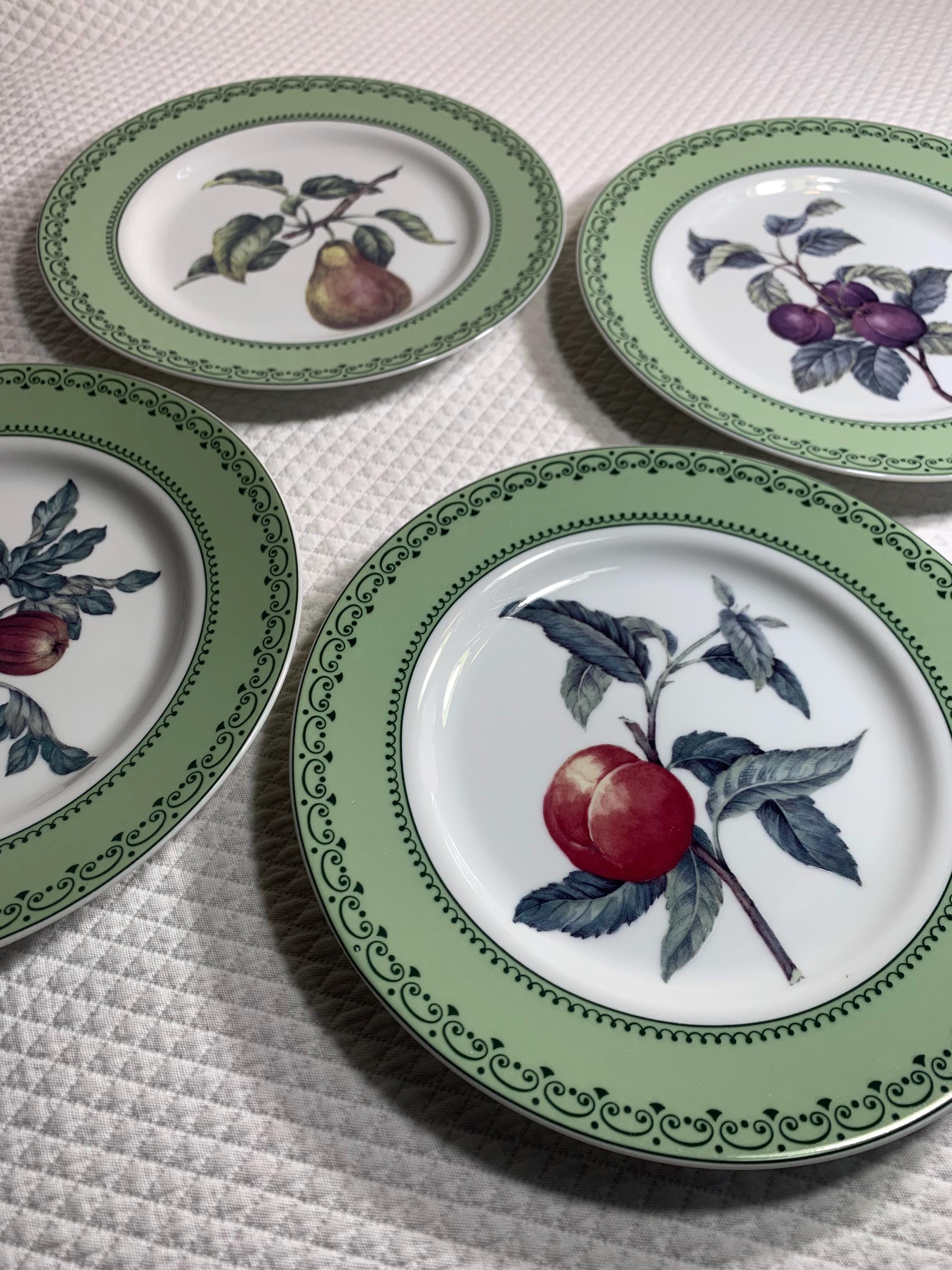 Winterthur Plate - Etsy