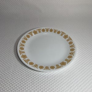Vintage Corelle Butterfly Gold 10 1/4&quot; diameter dinner plate.