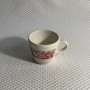 Mid-Century Syracuse China Strawberry Hill stoneware coffee or tea cup, gorgeous mid century restaurant ware.
