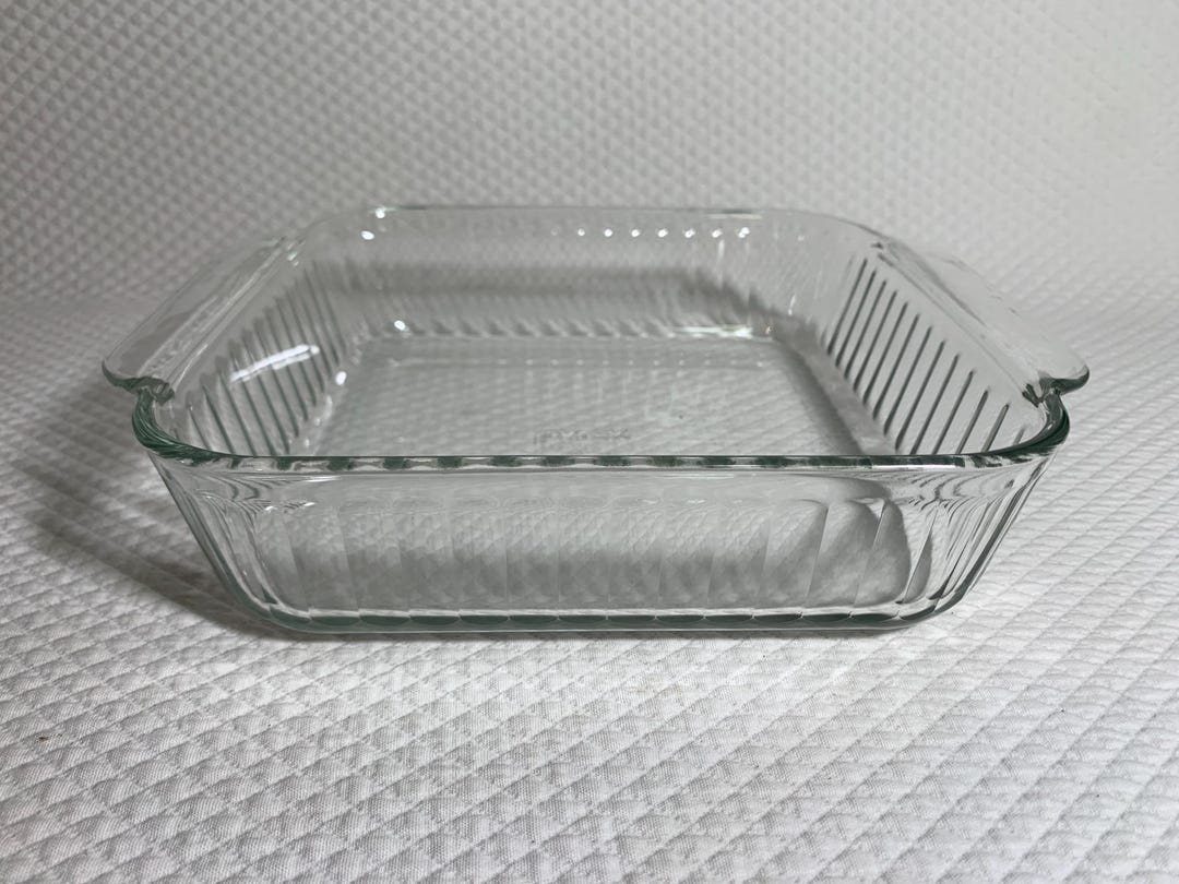 Vintage Pyrex 222 (ribbed) 2 Quart/2l 8