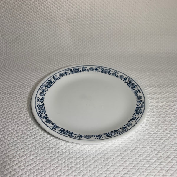 Vintage Corelle Old Town Blue or Blue Onion  10" diameter Dinner plate