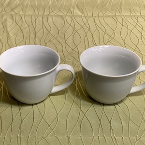 Set of 2 White unmarked porcelain generous 14oz coffee mugs or tea cups
