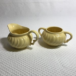 Franciscan California Cream and Sugar Set in Yellow