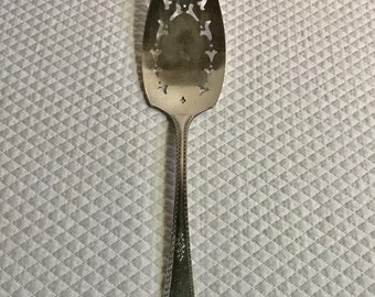 Vintage Simeon L & George H Rogers Company silver plated cake server