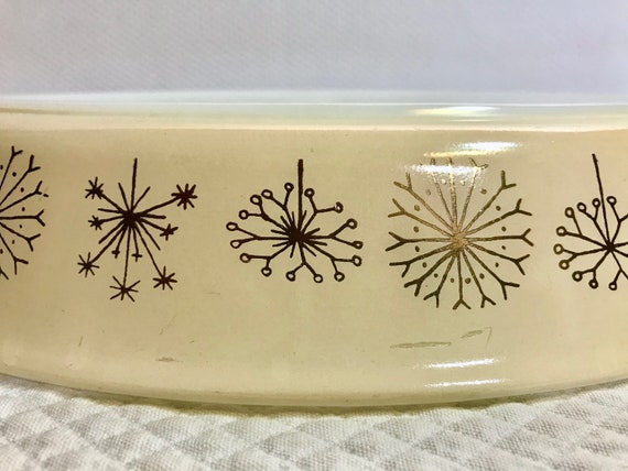 Vintage Pyrex Dandelion Special Edition Divided Casserole