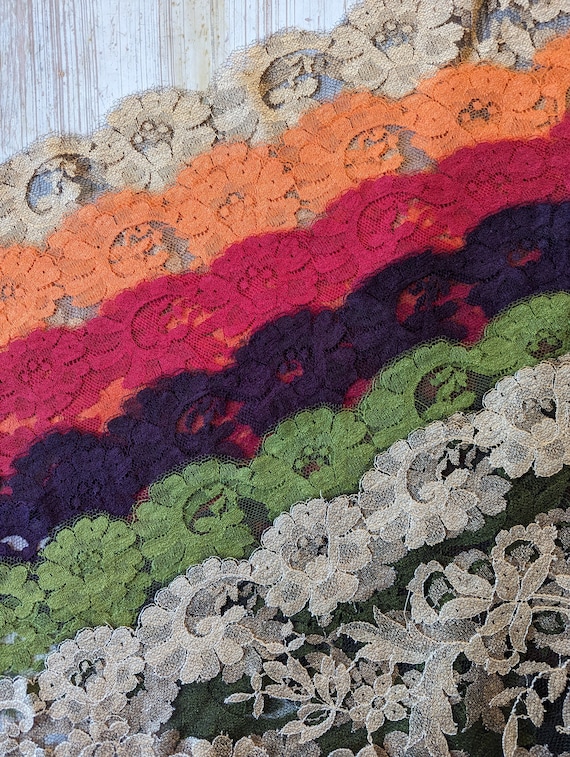 Vintage Chapel Veil/Mantilla--Many Colors--Floral… - image 4