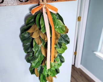 Magnolia Teardrop Swag, Fall Swag, Greenery Swag, Farmhouse Greenery Decor, Front Door Swag, Teardrop Greenery Swag, Magnolia Leaf Decor