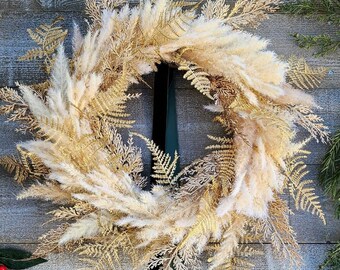Winter Pampas and Gold Fern Wreath, Gold Christmas Wreath, Neutral Winter Decor, Neutral Christmas Decor, Winter Farmhouse Decor, Boho Decor