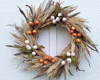 Fall Pampas Grass and Orange Berry Wreath, Fall Pampas Wreath, Fall Boho Style Decor, Fall Farmhouse Wreath, Rustic Grass and Berry Wreath,