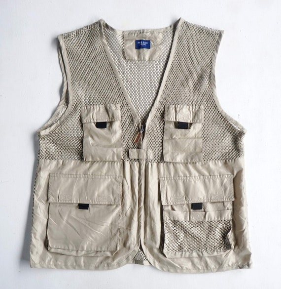 Lightweight multi shop pocket vest