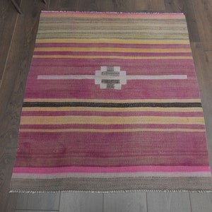 2.9x3.1 ft, PINK TURKISH RUG, Oushak Rug, Wool Rug, Vintage Rug, Bohemian Rug, Boho Decor, Bedroom rug, Kitchen Rug, 3x3 Small Rug, Square