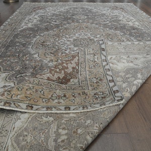 6x10 Vintage Rug, Turkish Rug, Brown Rug, Oversized Rug, Living Room Rug, Antique Rug, Oushak Rug, Bedroom Rug, Office Rug, 5&#39;7&quot;x9&#39;5&#39;&#39;