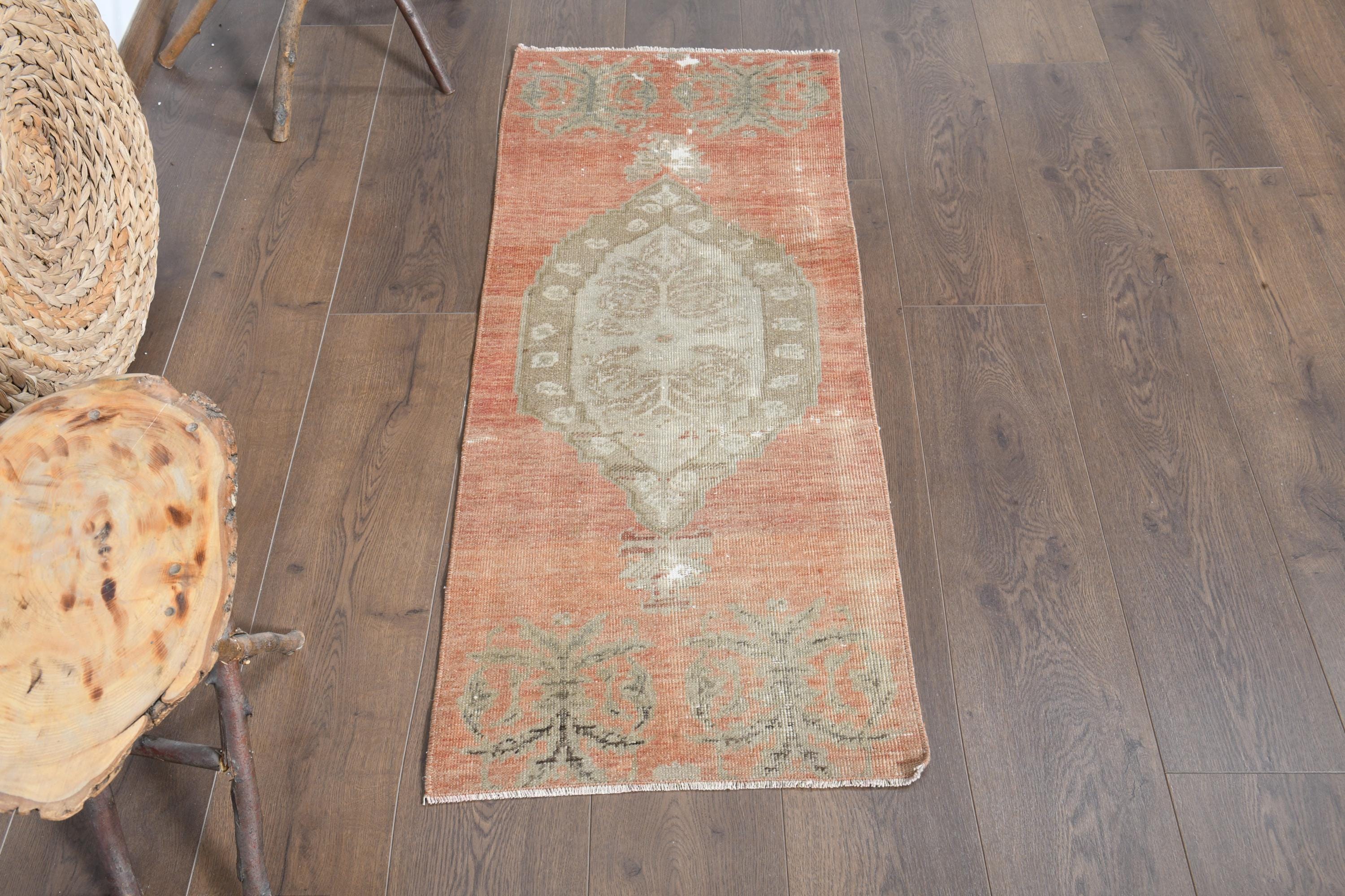 77×200 \"Frost falls\" ViNTAGE TURKiSH RUG Vintage Turkish Distressed Carpet - 6'7 x 9'10 - 200 x 301 cm