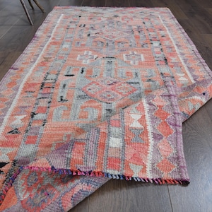 2&#39;9x5&#39;6 ft, RAINBOW SHORT RUNNER, Turkish Runner, Runner 3x6, Vintage Runner, Wool Rug, Handmade Rug, Stair Runner Rug, Oushak Runner, Star