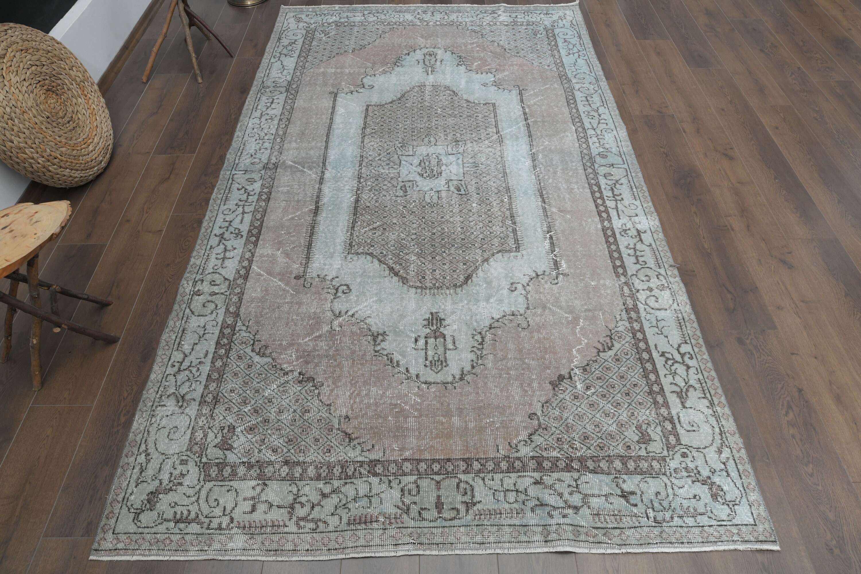 Vintage Turkish Wool Rug, 5.6x9.9 Ft, Handmade Neutral Decor - Etsy