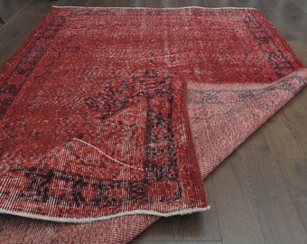 Faded Red Oushak Rug, Vintage Wool Anatolian Rug (4.1x6.7 ft)