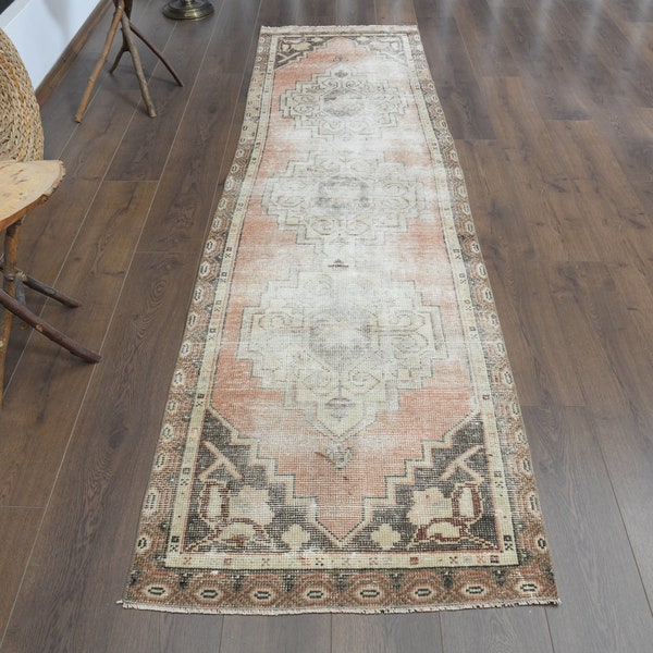 2'6x8'9 ft, FADED ORANGE RUG, Vintage Runner, Turkish Runner, Anatolian Rug, 3x9 Runner Rug, Minimalist Rug, Hallway Rug, Kitchen Wool Rug