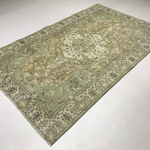 Vintage Turkish Oushak Rug, 5.6x9 ft, Handwoven Wool Beige Rug