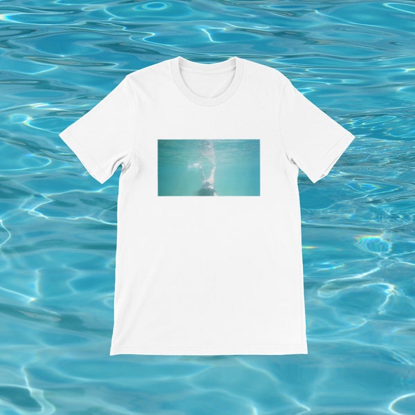 Ocean Dive Authentic Graphic Print T-Shirt Beach Bum Underwater Psychedelic 90s Grunge Vibe top Life Surf Tshirt Premium Unisex Crewneck Tee