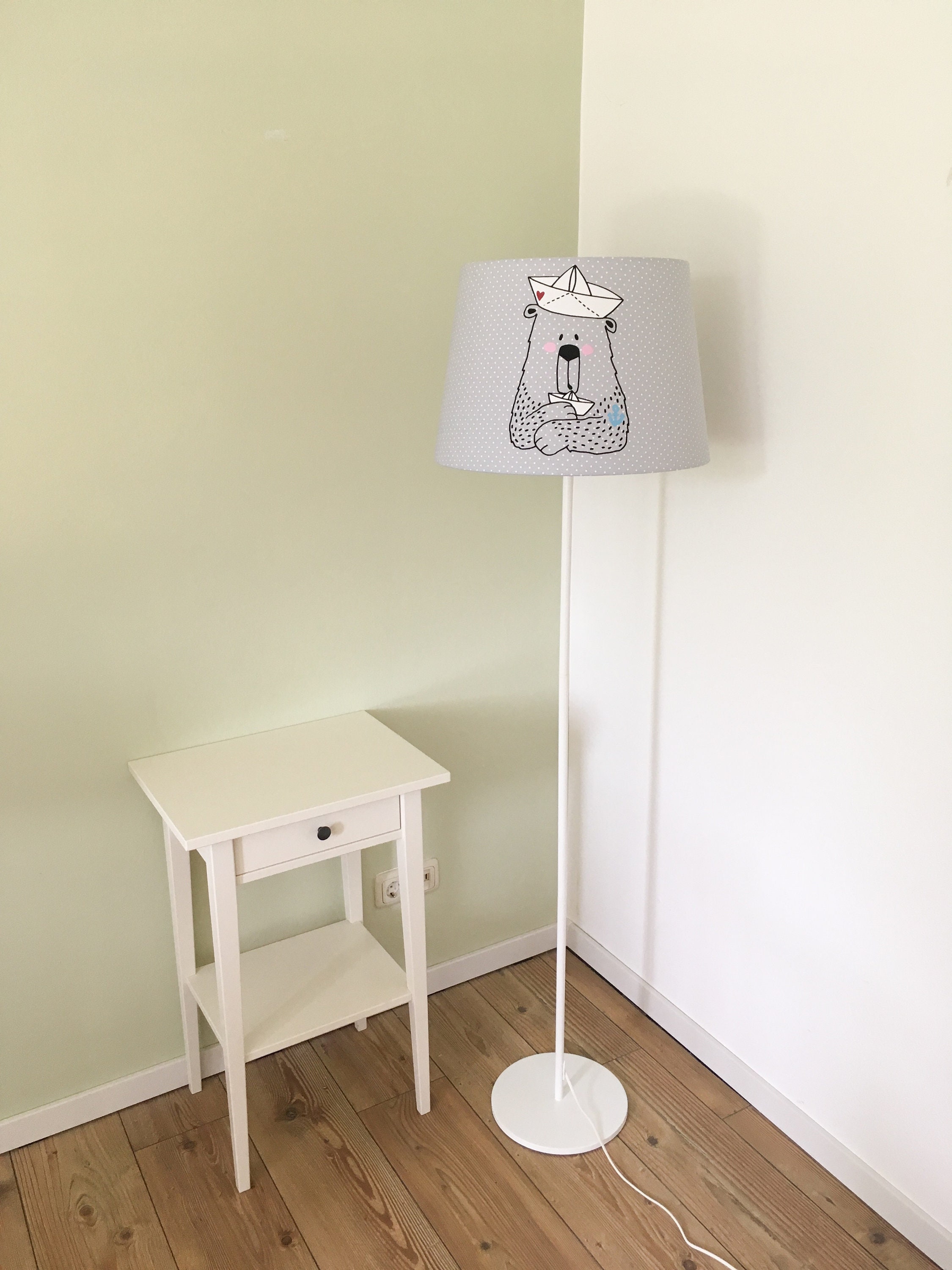 floor lamp for nursery