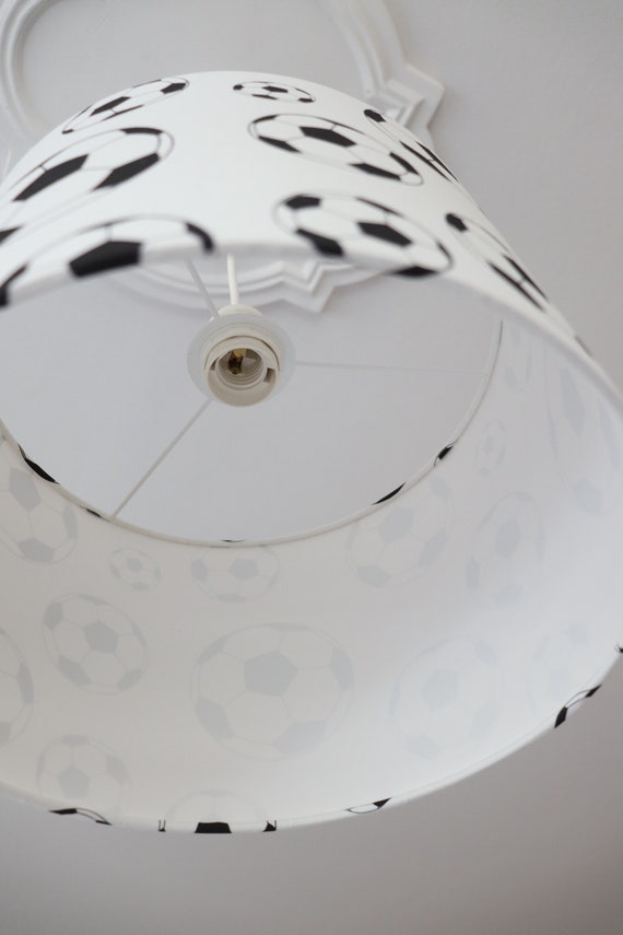 Suspension Luminaire Football - Diamètre 25cm - Ampoule E27 - Pour Chambre Enfant - Style Rétro