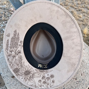 Taupe Burned Floral Rancher Hat – Hand Burned Western Hat with Boho Flowers, Custom Rustic Cowgirl Hat, Festival or Rodeo Accessory