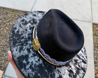 Handcrafted Black Wide-Brim  Fedora with Floral Trim Black Wide Brim Fedora Hat With Dried Flowers & Pampas Grass  main image 3