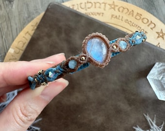 Handmade macrame Moonstone Bracelet | Elegant Macrame Jewelry | Boho Gemstone Accessory | Intuition & Serenity Gift for Her, H349
