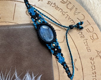 Handmade Kyanite Macrame Bracelet, Boho Gemstone Jewelry, Kyanite Bracelet, Handmade Gemstone Bracelet, Boho Accessory, H282