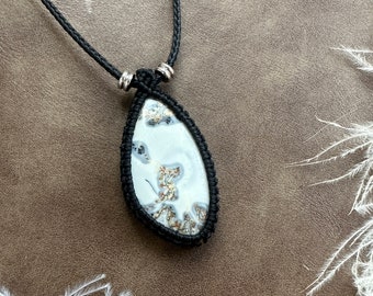 CSP05- Macrame pendant with Maligano jasper, Bohemian jewelry, handmade jewelry, Goddess jewelry, healing jewelry