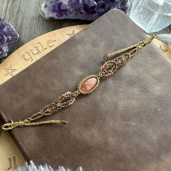 H299 Sunstone Macrame Bracelet, Handmade Gemstone Jewelry, Sunstone Bracelet, Macrame Jewelry, Gemstone Bracelet, Healing Crystal Jewelry